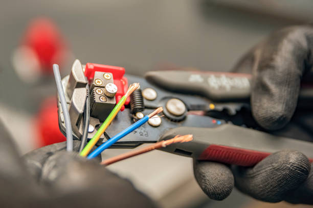 Best Licensed Electrician  in Mableton, GA